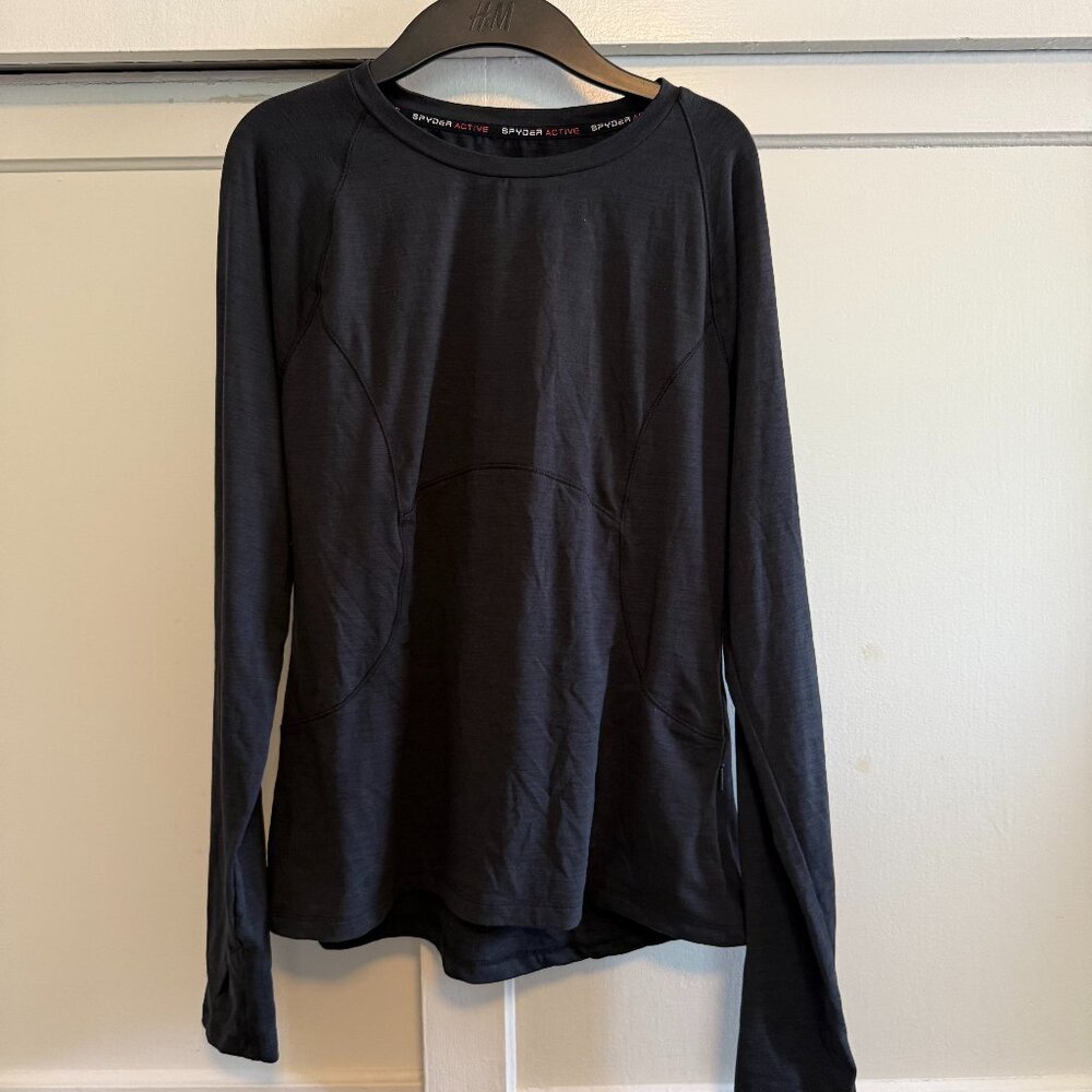 Active long-sleeve top, Spyder Black, Thumb Holes & Fitted Seams – Size M